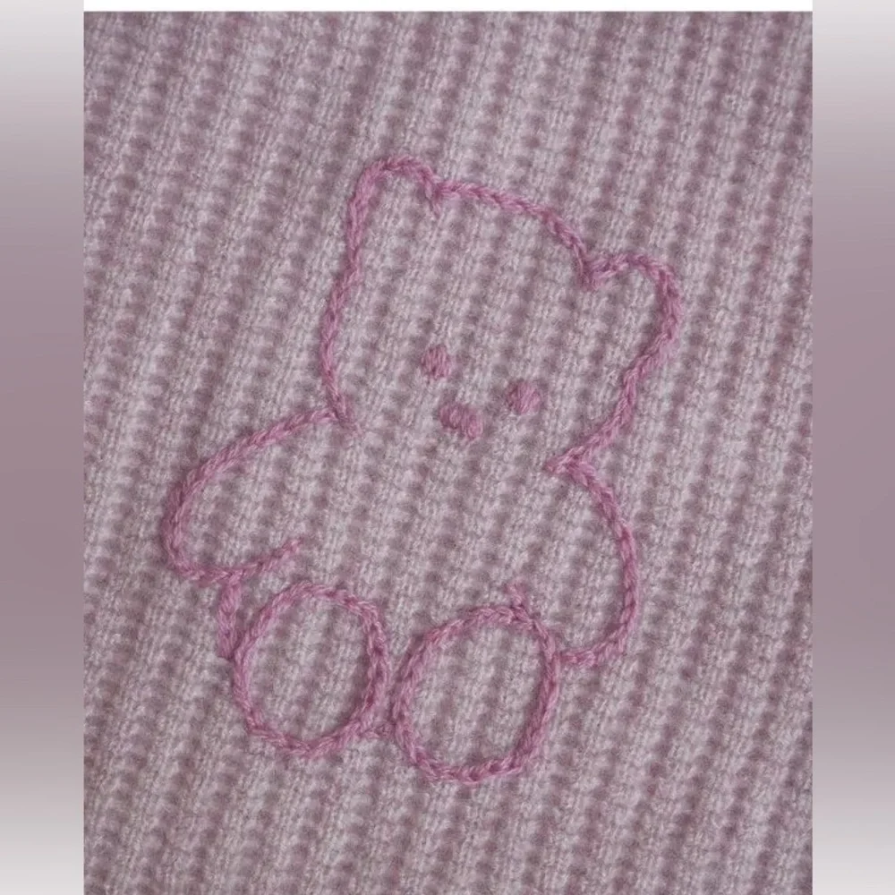 White + Warren Baby Cashmere Blanket Pink Embroidered Bear 100% Cashmere - Picture 3 of 5
